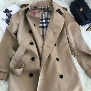 Burberry Trench Coat (Free Dior Lip Glow)